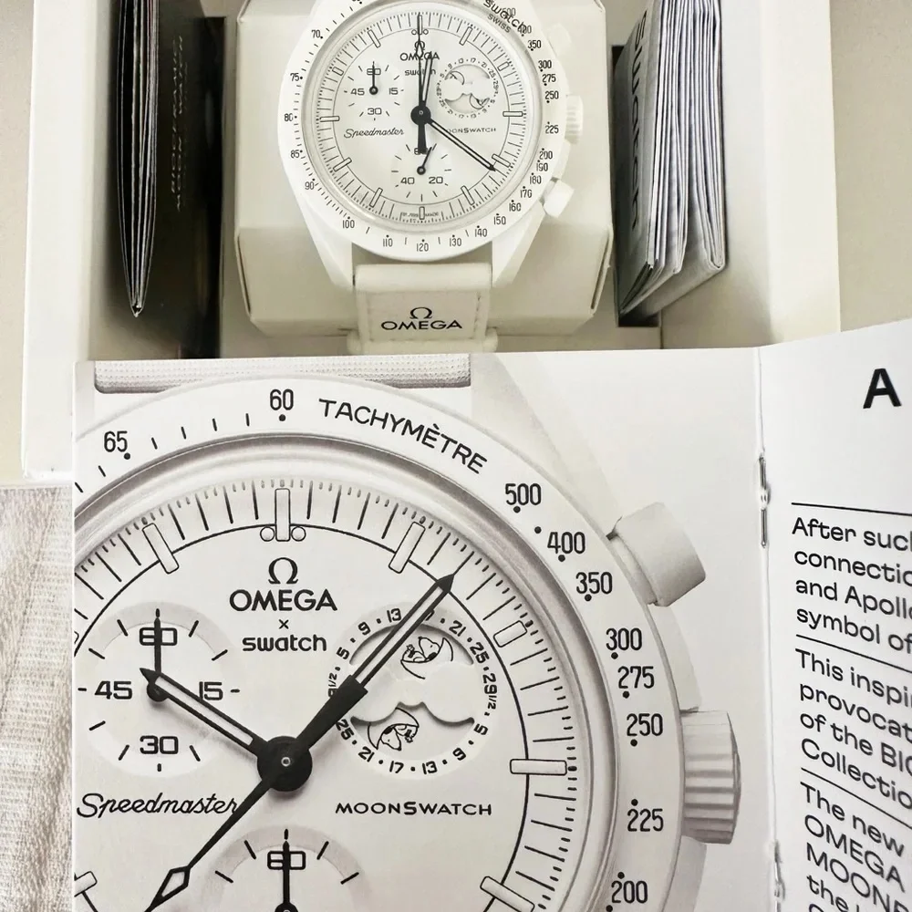 Watch - Swatch x Omega Speedmaster Mission to the Moonphase